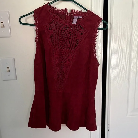 Suede Sleeveless Peplum - Picture 1 of 3